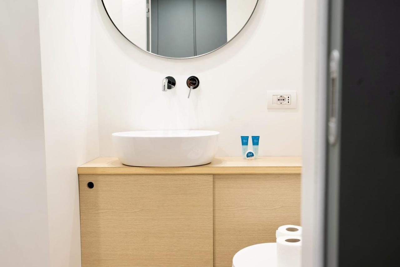 Ferienwohnung Easylife - Lusso E Tradizione In Sant'Ambrogio Mailand Exterior foto